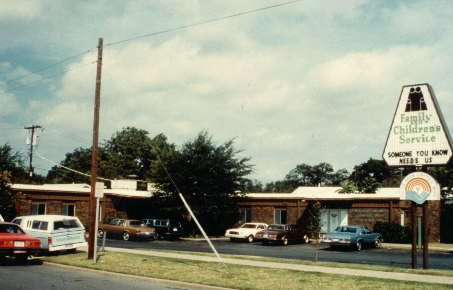 100921-tul-nws-familyservicestgp005.JPG